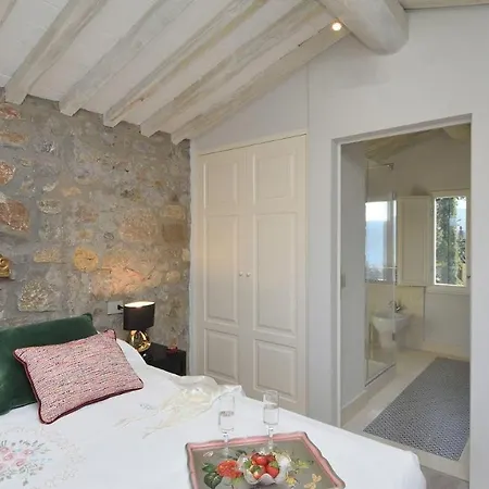 Gittori Villa *